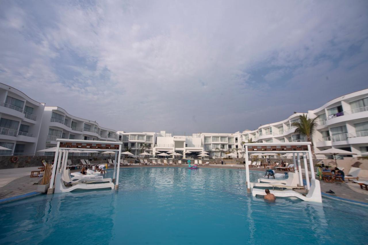 VPX Hotel Asia Buitenkant foto
