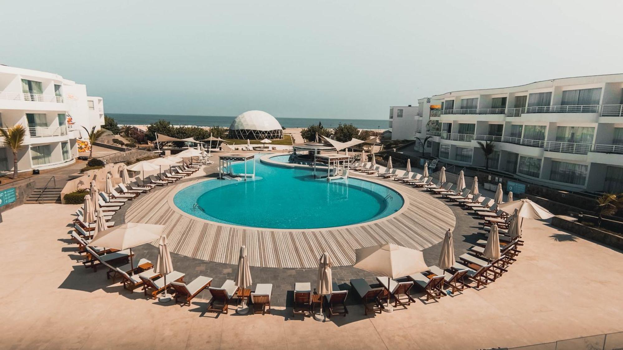 VPX Hotel Asia Buitenkant foto